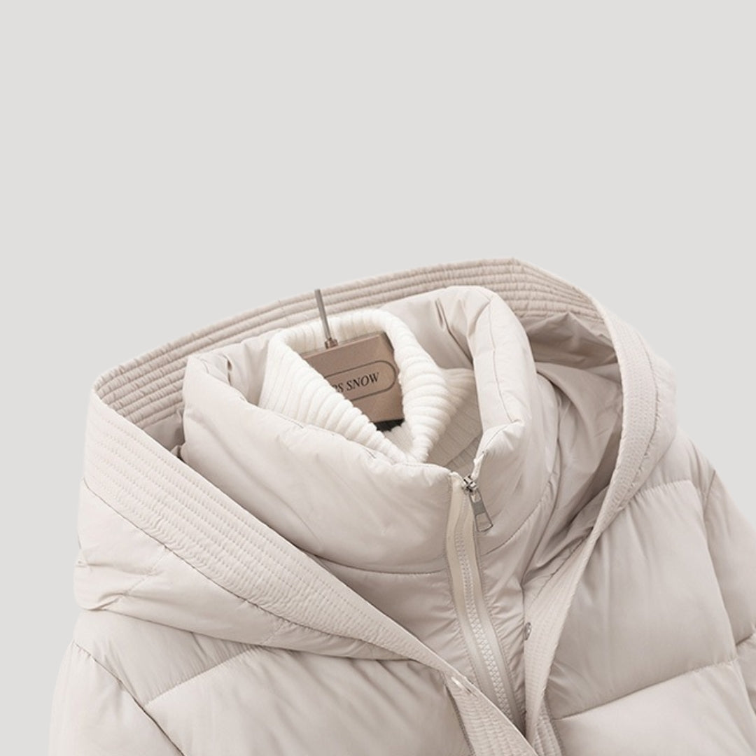 Doudoune à Capuche Ceinturée Femme | Élégance d’Hiver & Chaleur Intemporelle