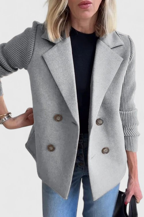 Blazer Femme à Manches Tricotées et Double Boutonnage | Chic et Confort Moderne