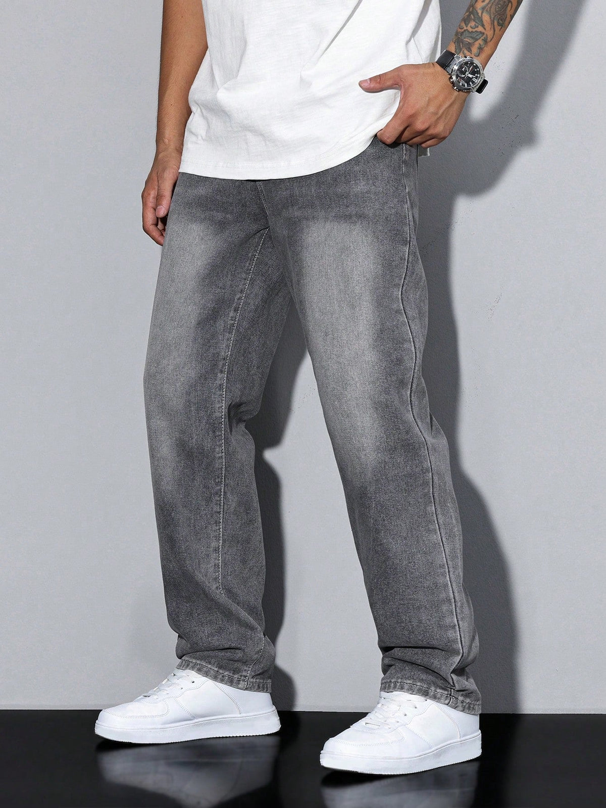 Jean droit classique en denim – Confortable, durable & polyvalent