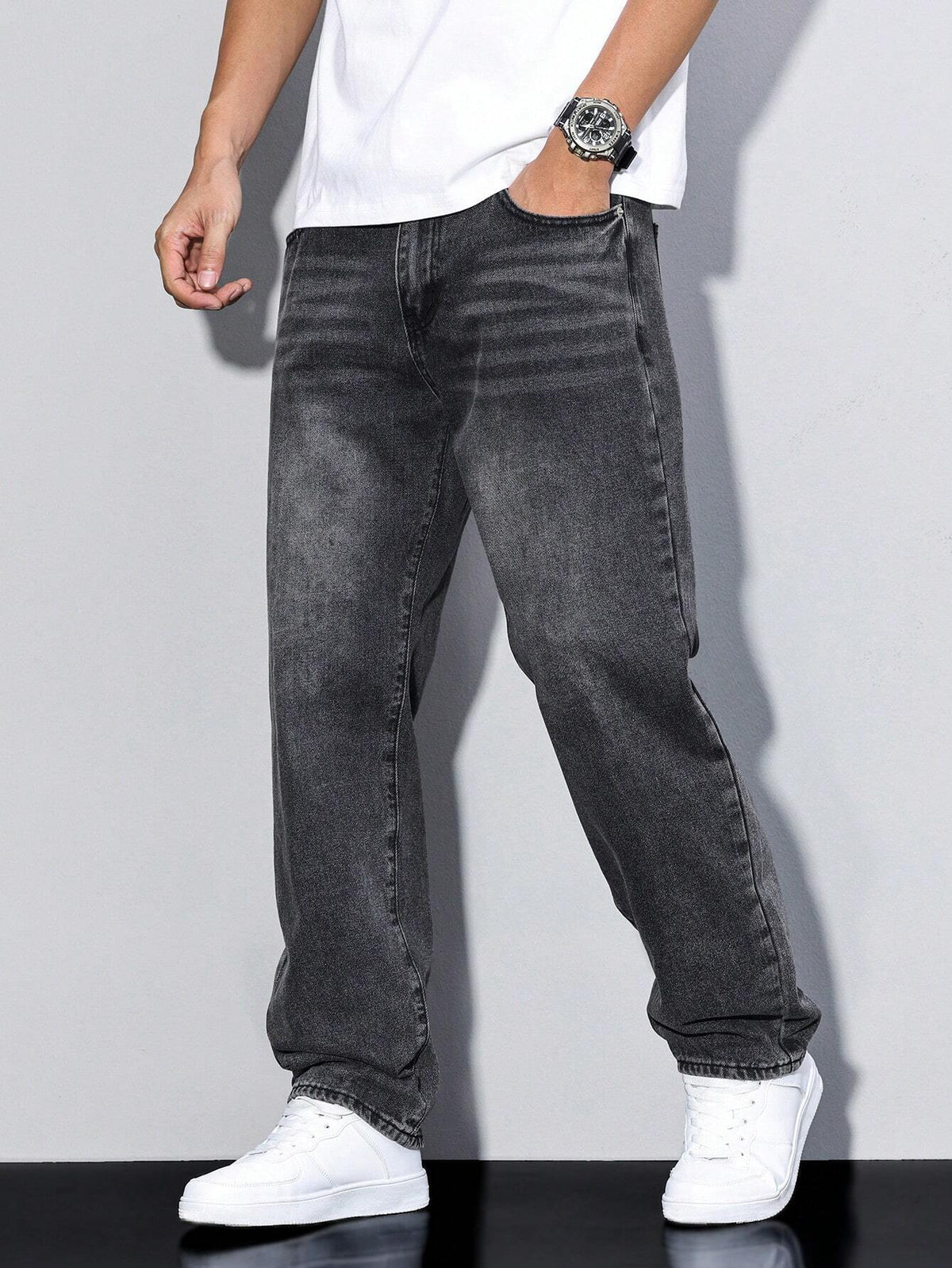 Jean droit classique en denim – Confortable, durable & polyvalent