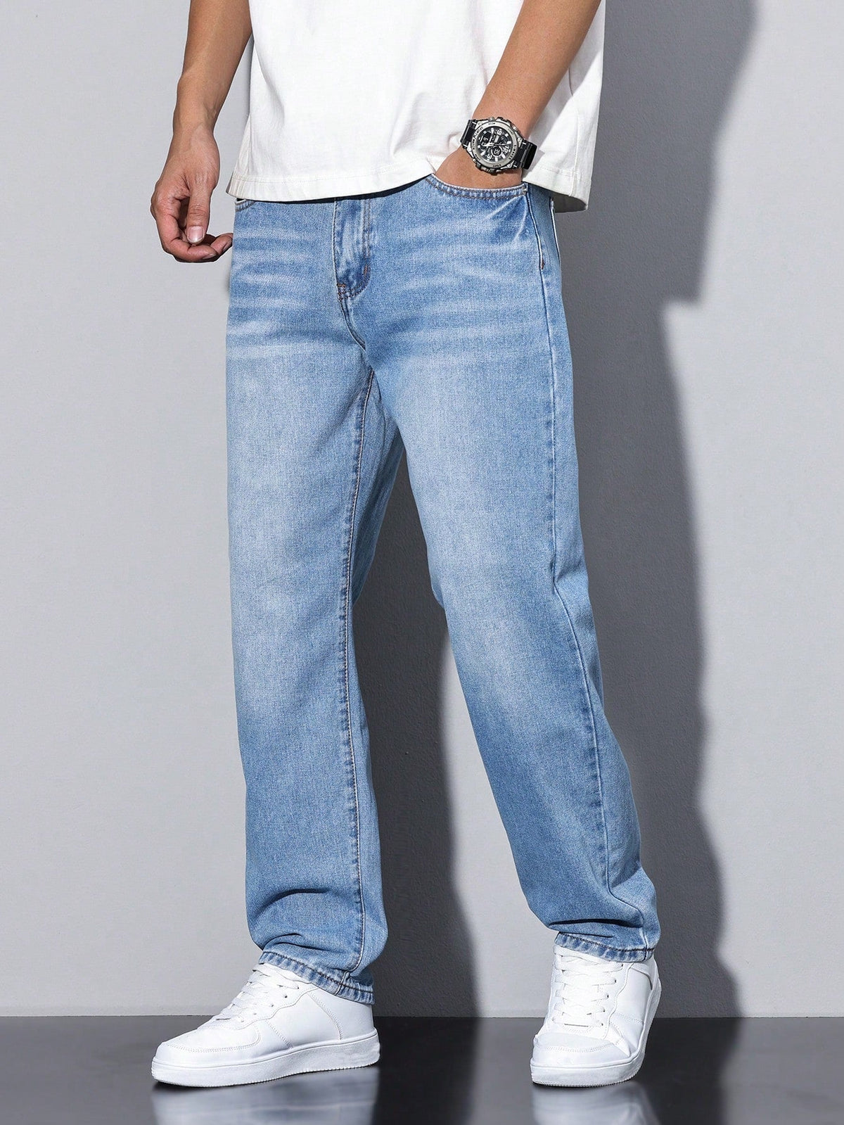 Jean droit classique en denim – Confortable, durable & polyvalent