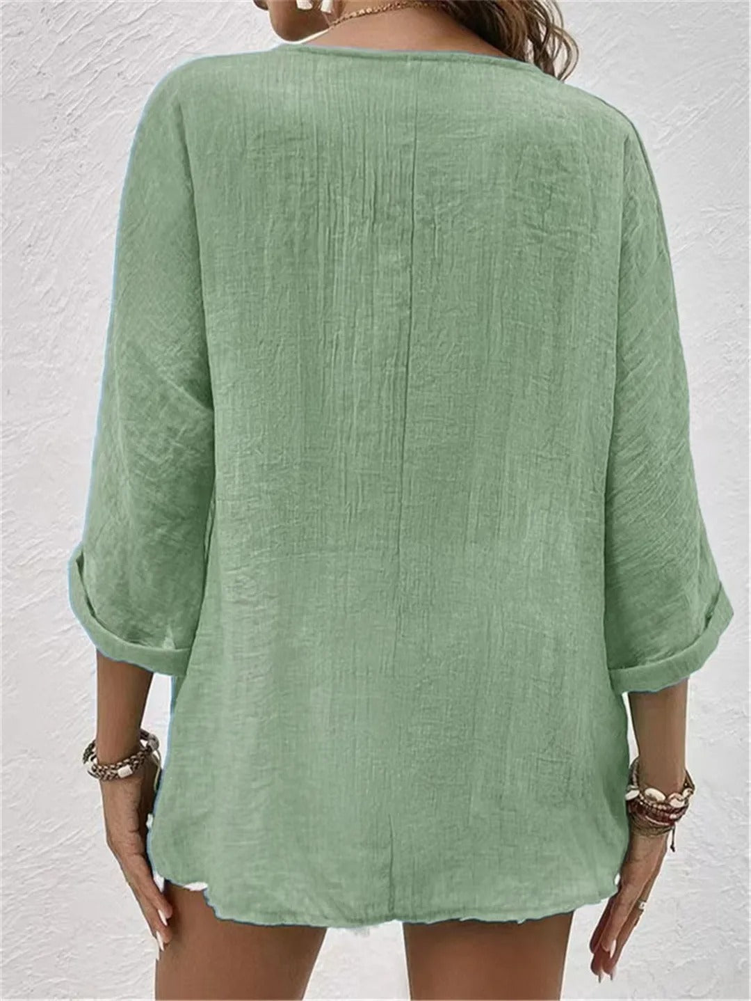 Blouse Élégante à Col V – Style Polyvalent & Confort Léger