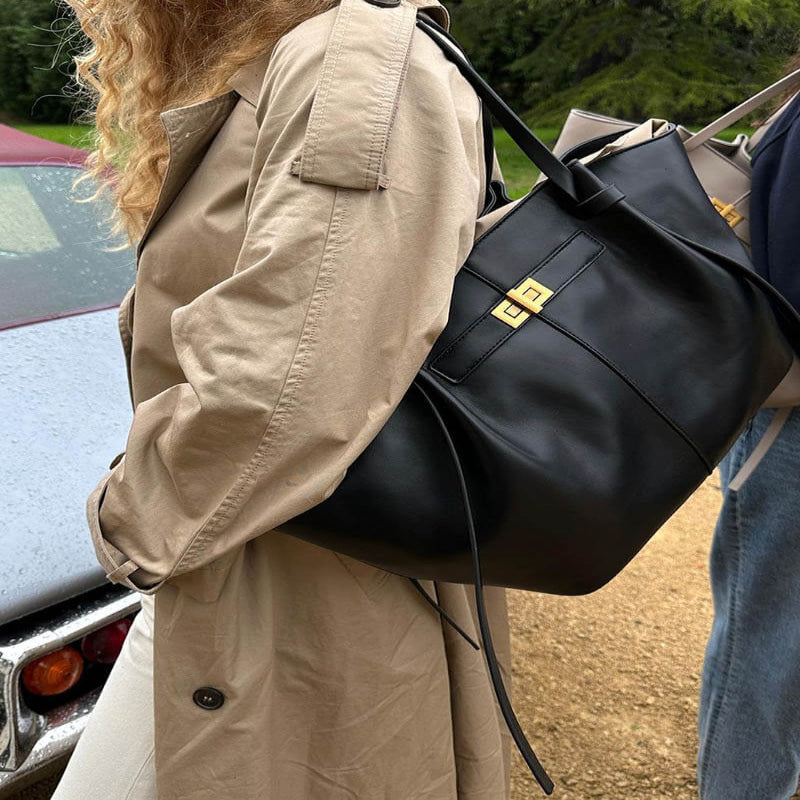 Sac Bandoulière pour Femme – Design Minimaliste et Grande Capacité