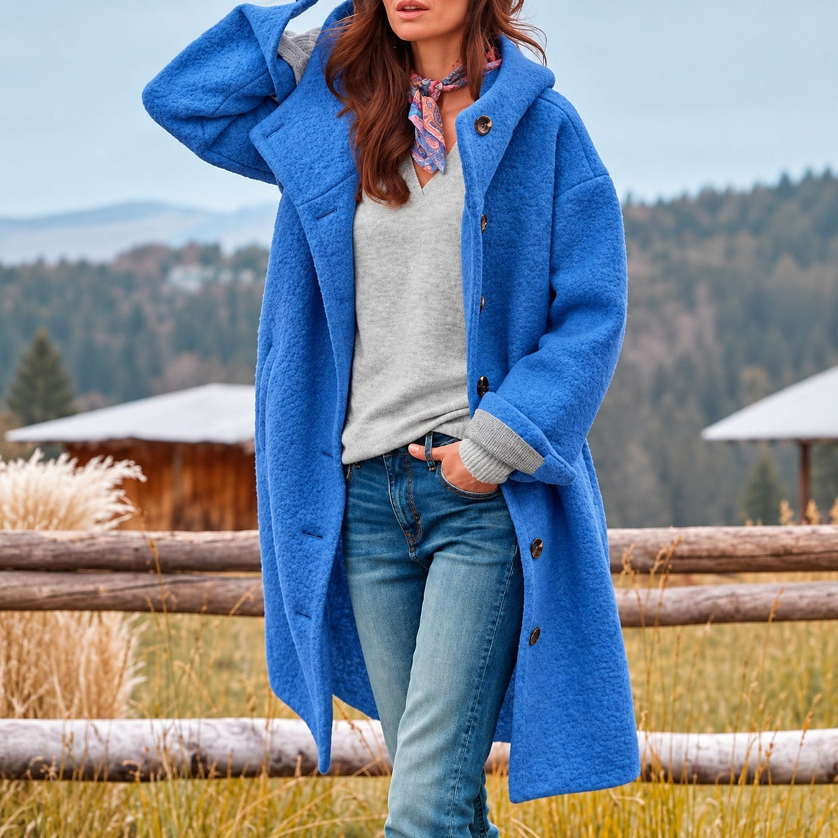 Manteau femme | Long manteau à capuche avec fermeture boutonnée et coupe ample