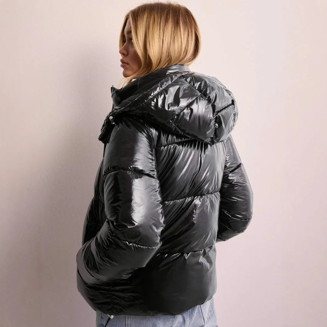 Puffer Jacket Brillante Courte Femme | Chaude, Stylée et Parfaite pour la Ville