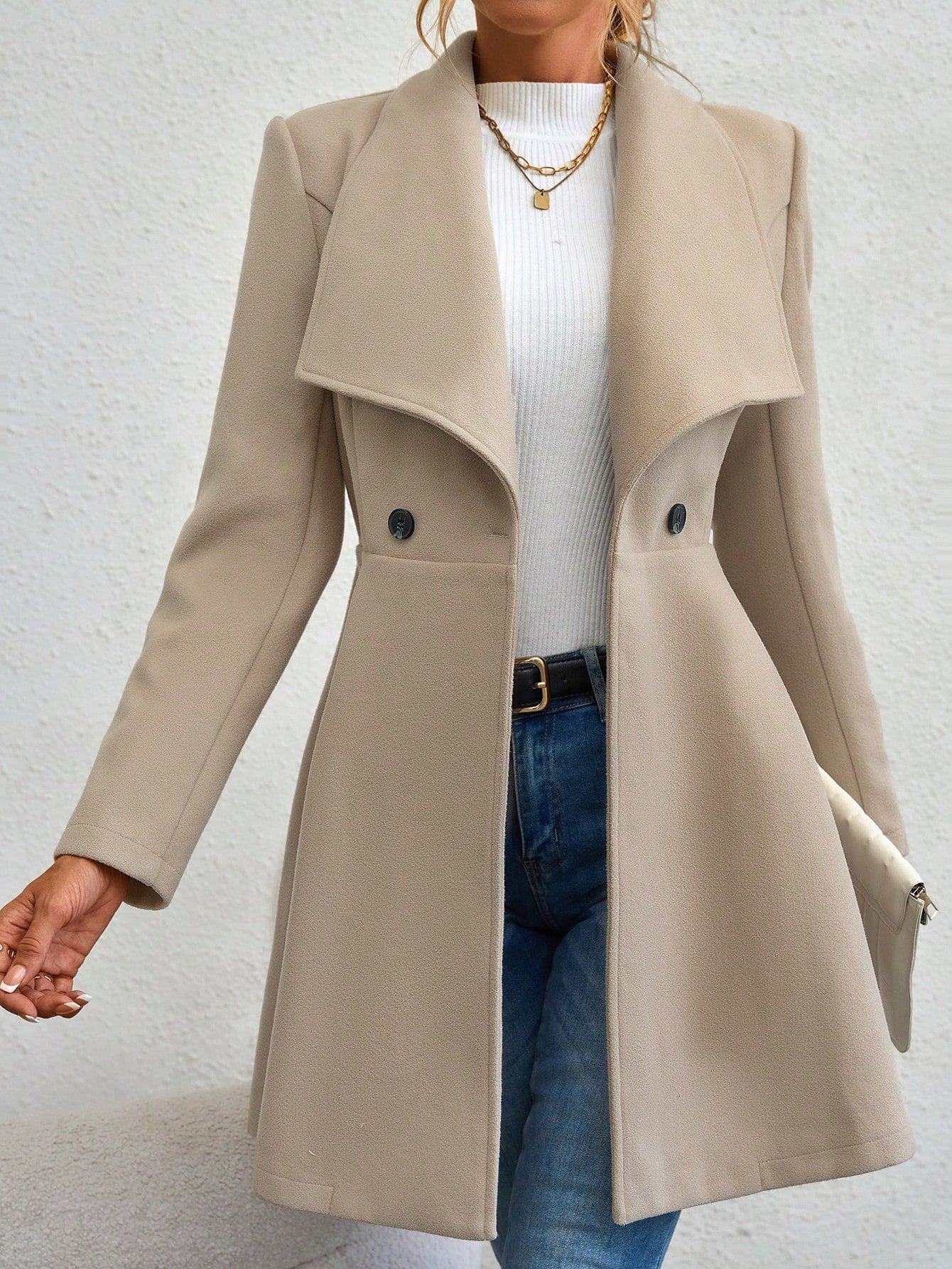 Assia | Manteau Femme Élégant à Large Col et Double Boutonnage, Stylé et Confortable