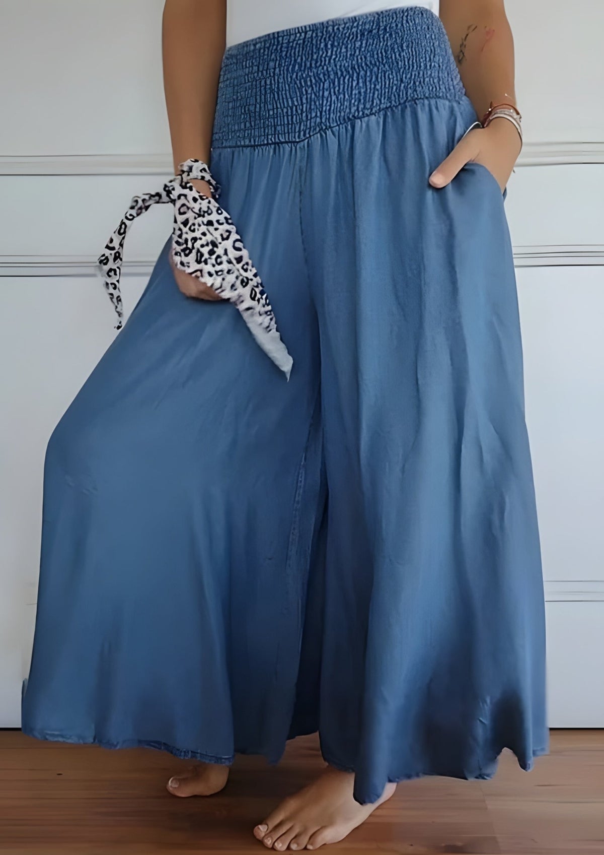Pantalon Femme avec Taille Élastique – Style Moderne et Confort Quotidien