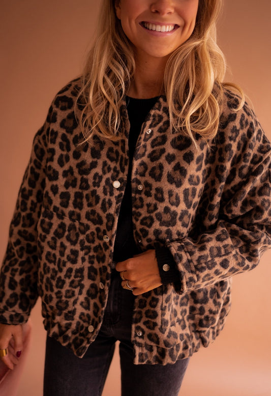 Euphémie | Veste Femme Stylée à Boutons Motif Léopard