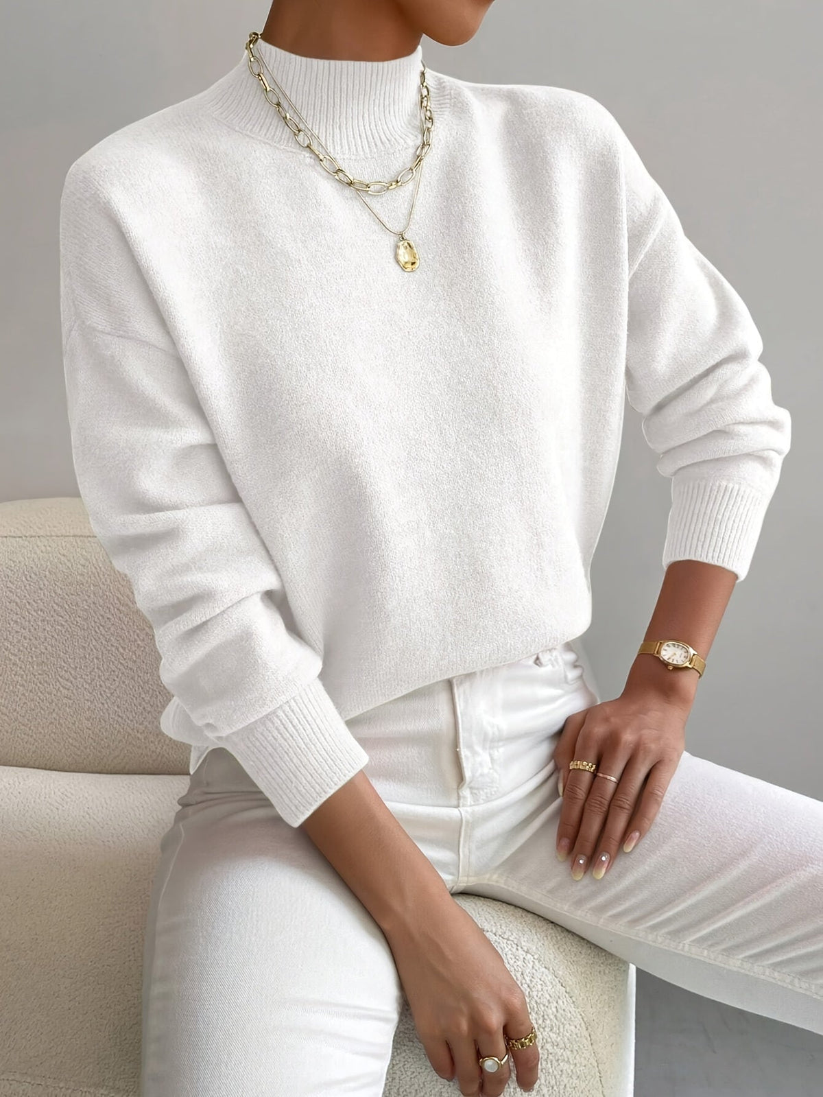 Pull Fin Doux à Col Montant Femme | Élégance Hivernale et Confort Minimaliste
