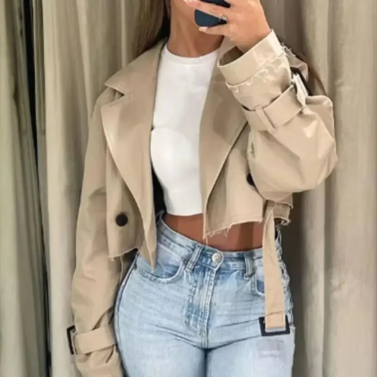 Lara | Veste Courte Femme Kaki à Double Boutonnage et Ceinture Taille