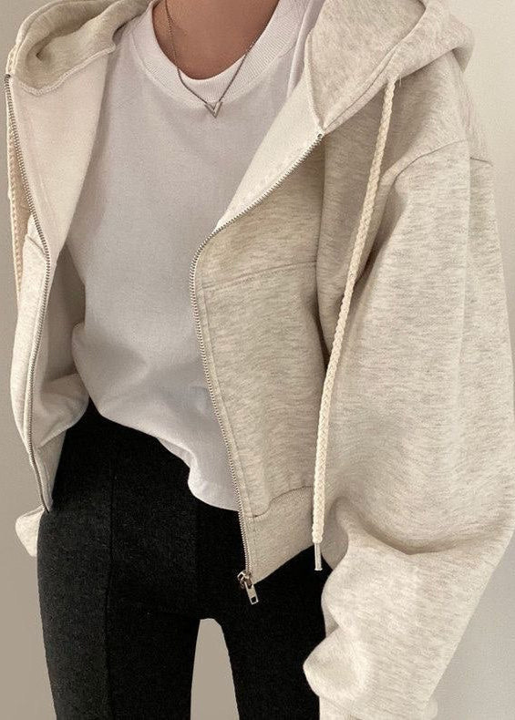 Veste à capuche courte pour femme avec fermeture à glissière – Moderne, Confortable & Polyvalente