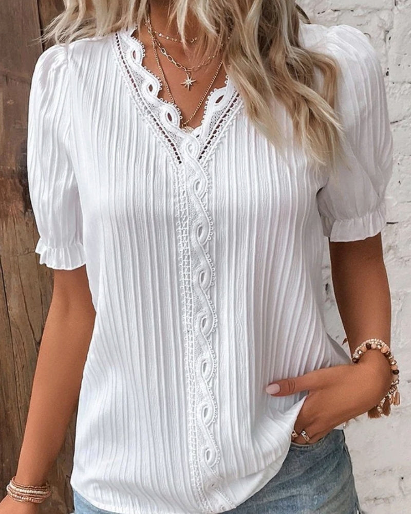 Blouse Structurée à Col V pour Femme – Silhouette Équilibrée et Élégante